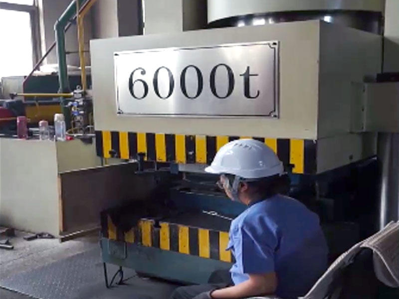6000t Hydraulic Working And Press Plate Heat Exchanger